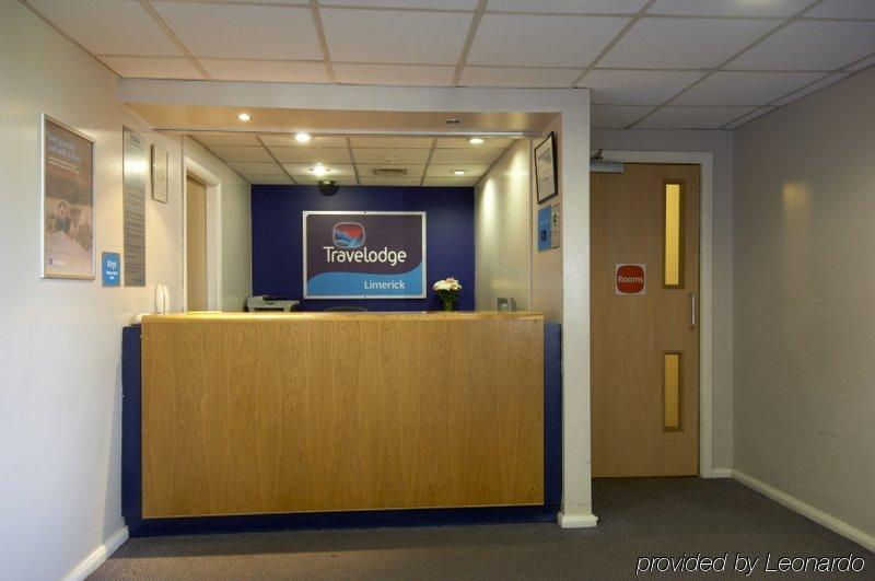Travelodge Limerick Junction מראה חיצוני תמונה